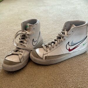 Nike Blazers women’s